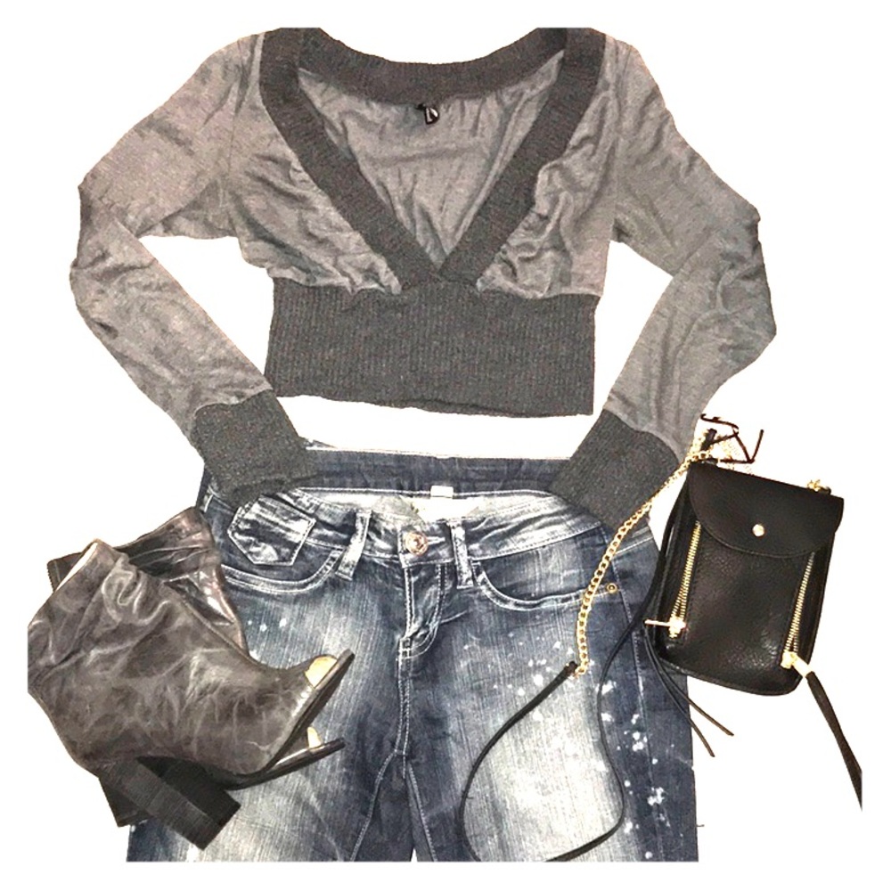 Gray crop top sweater tee